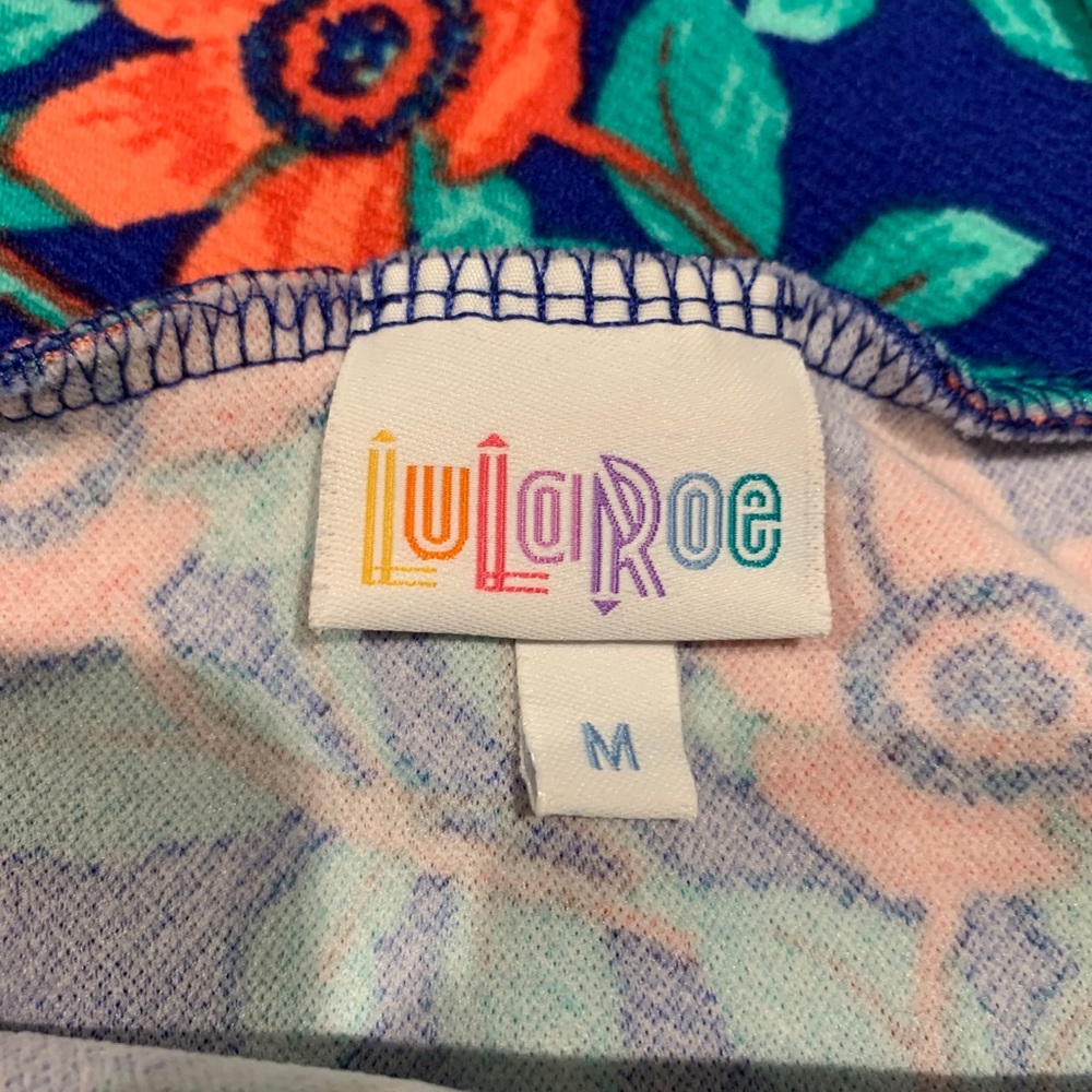 ✨Host Pick ✨Lularoe Medium Cassie pencil skirt - Picture 2 of 2